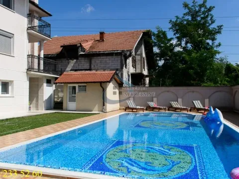 Sale, four bedroom apartment, 115m², Farmaceutski Fakultet, Voždovac Sve Podlokacije - image 20