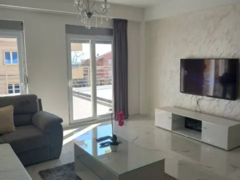 Sale, two bedroom apartment, 135m², Petrovac, Budva - image 3