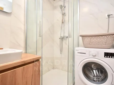 Izdavanje, jednosoban stan, 48m², New City, Podgorica - image 10