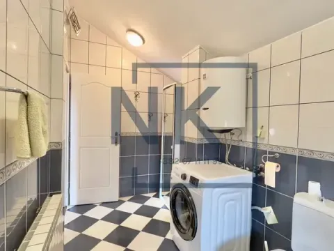 Rent, house, 300m², Ibričevina, Podgorica - image 16