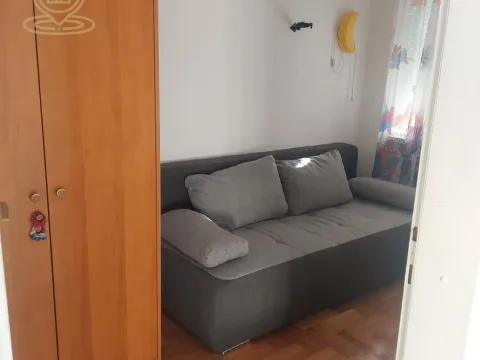 Rent, one bedroom apartment, 48m², Podbara, Novi Sad Sve Podlokacije - image 2