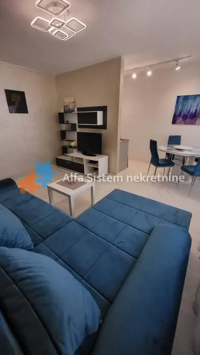 Rent, two bedroom apartment, 50m², Savski Venac, Beograd