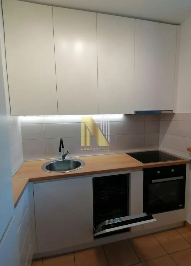 Izdavanje, dvosoban stan, 47m², Jugovićevo, Novi Sad Sve Podlokacije