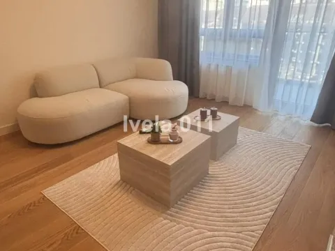 Prodaja, dvosoban stan, 55m², Savski Venac, Beograd