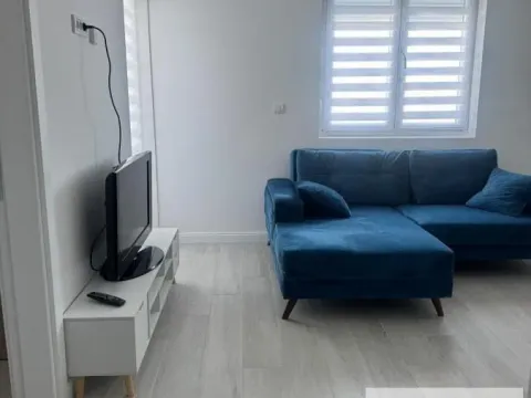 Rent, two bedroom apartment, 32m², Novi Banovci, Stara Pazova - image 3