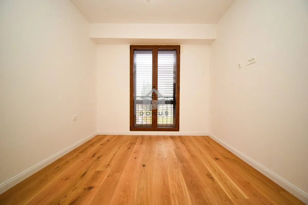 Rent, office space, 100m², Centar, Podgorica