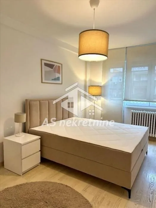 Izdavanje, dvosoban stan, 63m², Sarajevska, Beograd