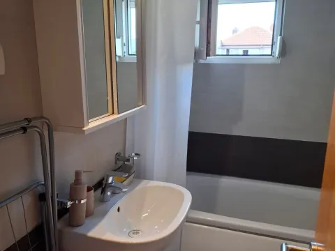 Izdavanje, jednosoban stan, 50m², Blok 9, Podgorica - image 5