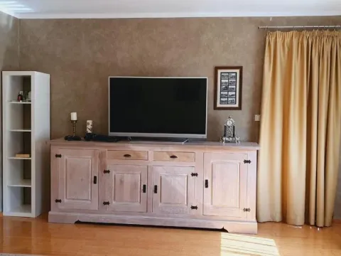 Prodaja, četvorosoban stan, 180m², Podmaine, Budva - image 2