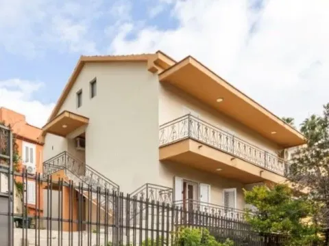 Prodaja, kuća, 230m², Herceg Novi, Crna Gora - image 8