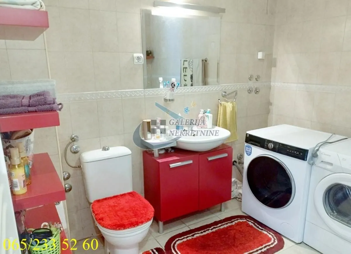 Sale, four bedroom apartment, 142m², Savski Venac, Beograd