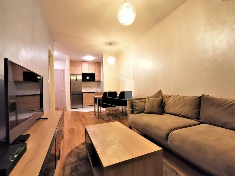 Izdavanje, stan, 40m², Central Point, Podgorica