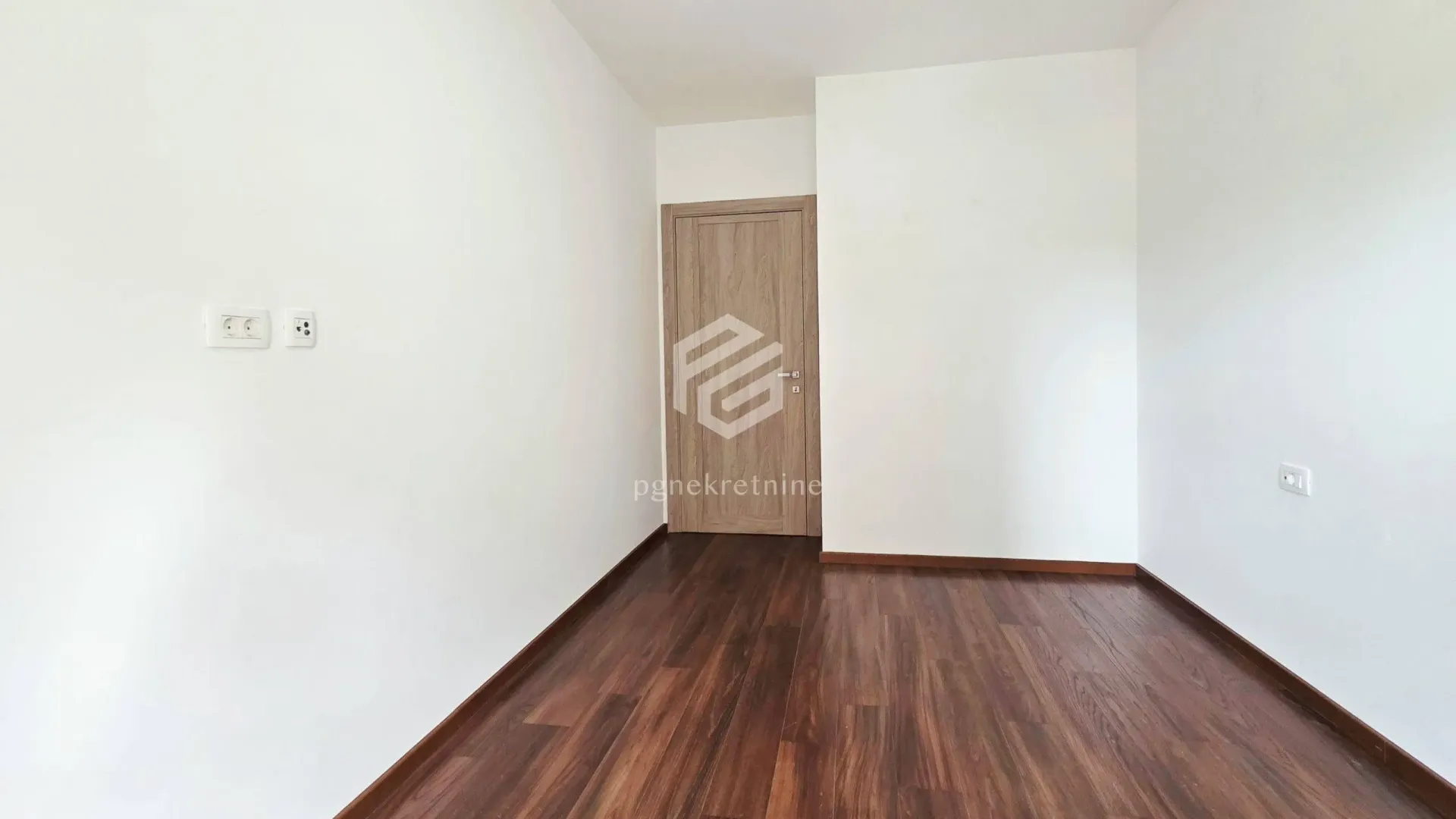 Rent, two bedroom apartment, 69m², City Kvart, Podgorica