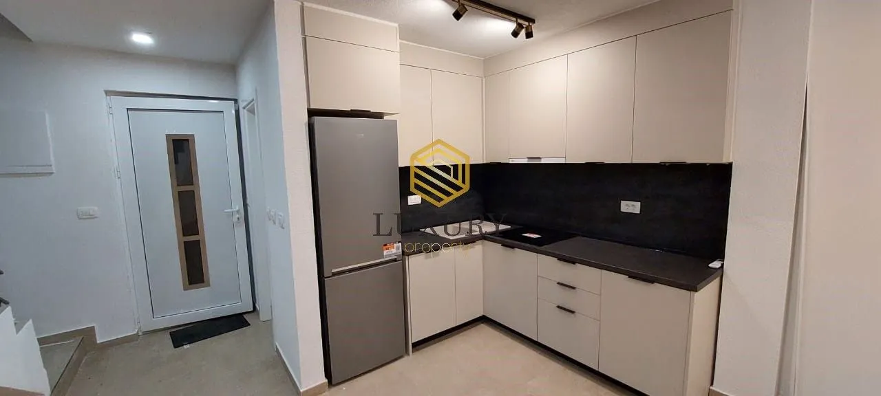 Prodaja, dvosoban stan, 100m², Luštica, Tivat