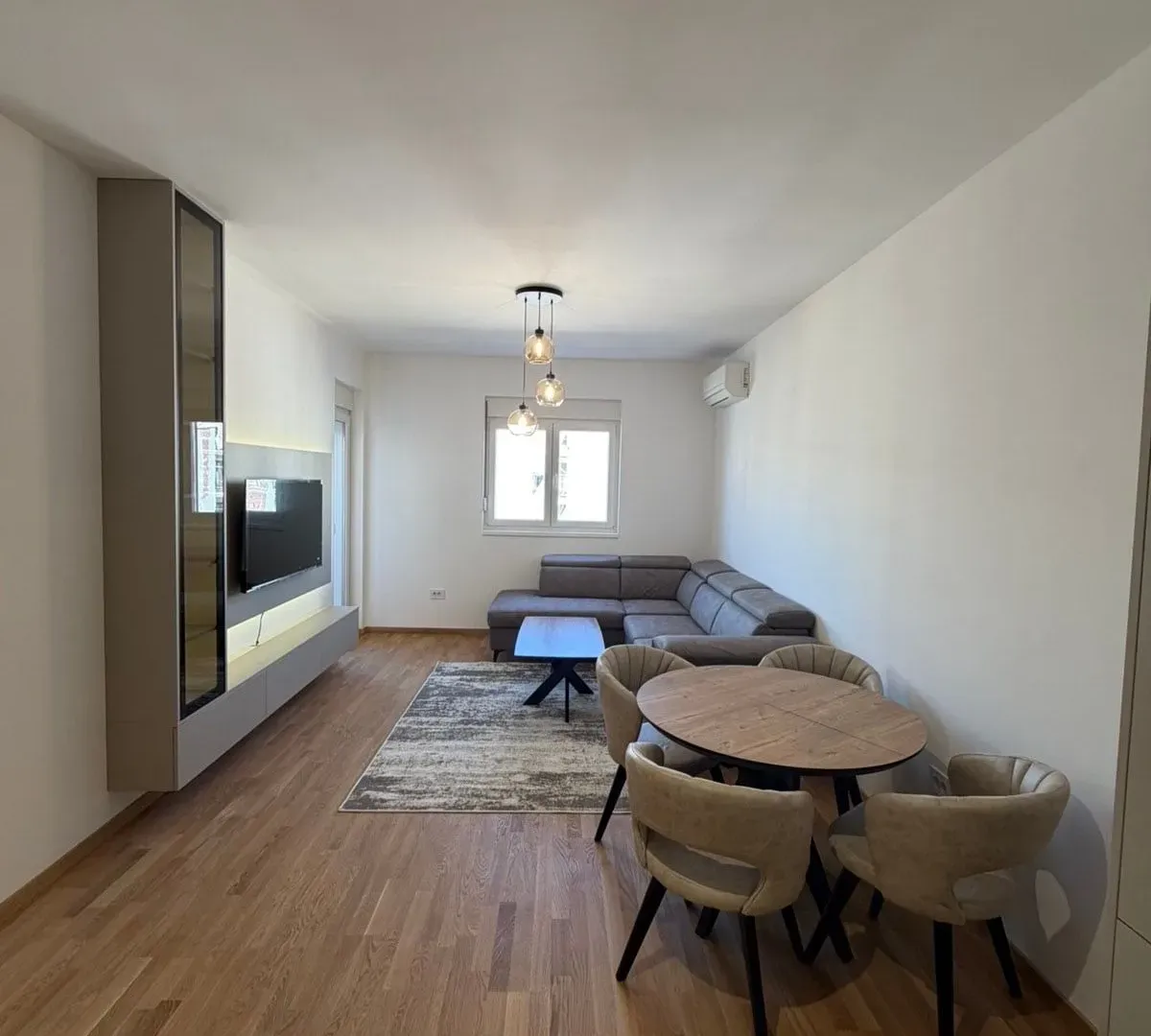 Rent, one bedroom apartment, 50m², Stari Aerodrom, Podgorica