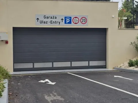 Sale, one bedroom apartment, 69m², Luštica Bay, Tivat - image 16