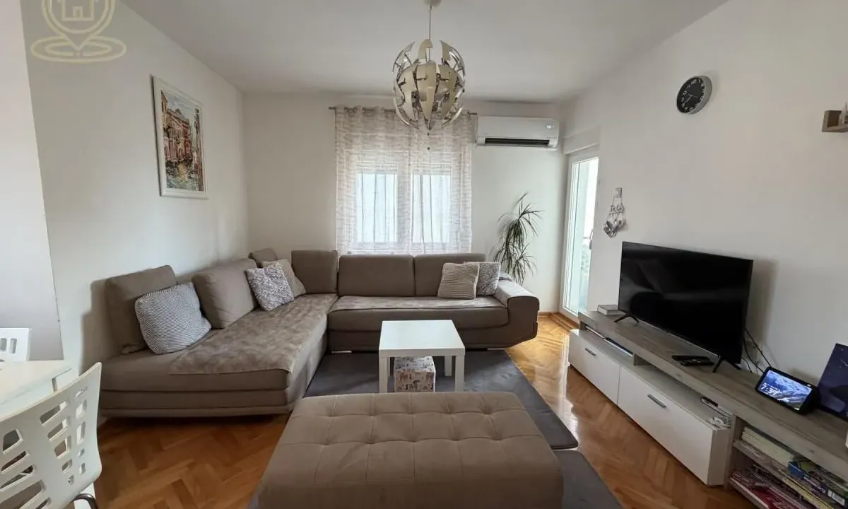 Sale, two bedroom apartment, 63m², Pantelej, Niš