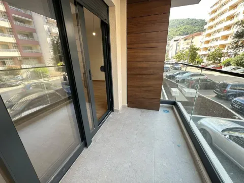Sale, two bedroom apartment, 66m², Rozino, Budva - image 1