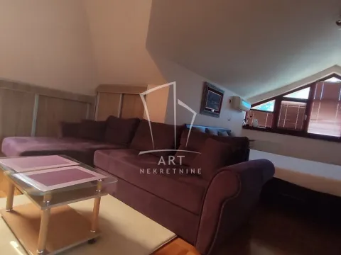 Prodaja, kuća, 221m², Jajinci, Voždovac Sve Podlokacije - image 4