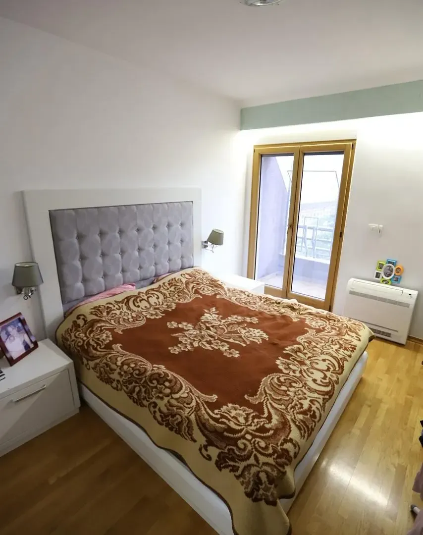 Prodaja, trosoban stan, 136m², Centar, Podgorica