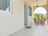 Rent, one bedroom apartment, 42m², Kalimanj, Tivat - image 3