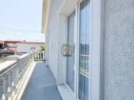 Rent, house, 215m², Drac, Podgorica - image 17