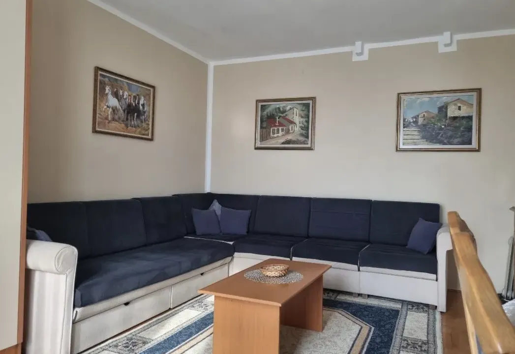 Izdavanje, stan, 40m², Blok 6, Podgorica