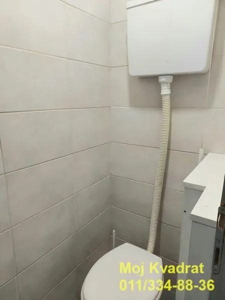 Izdavanje, poslovni prostor, 46m², Južni Bulevar, Vračar Sve Podlokacije