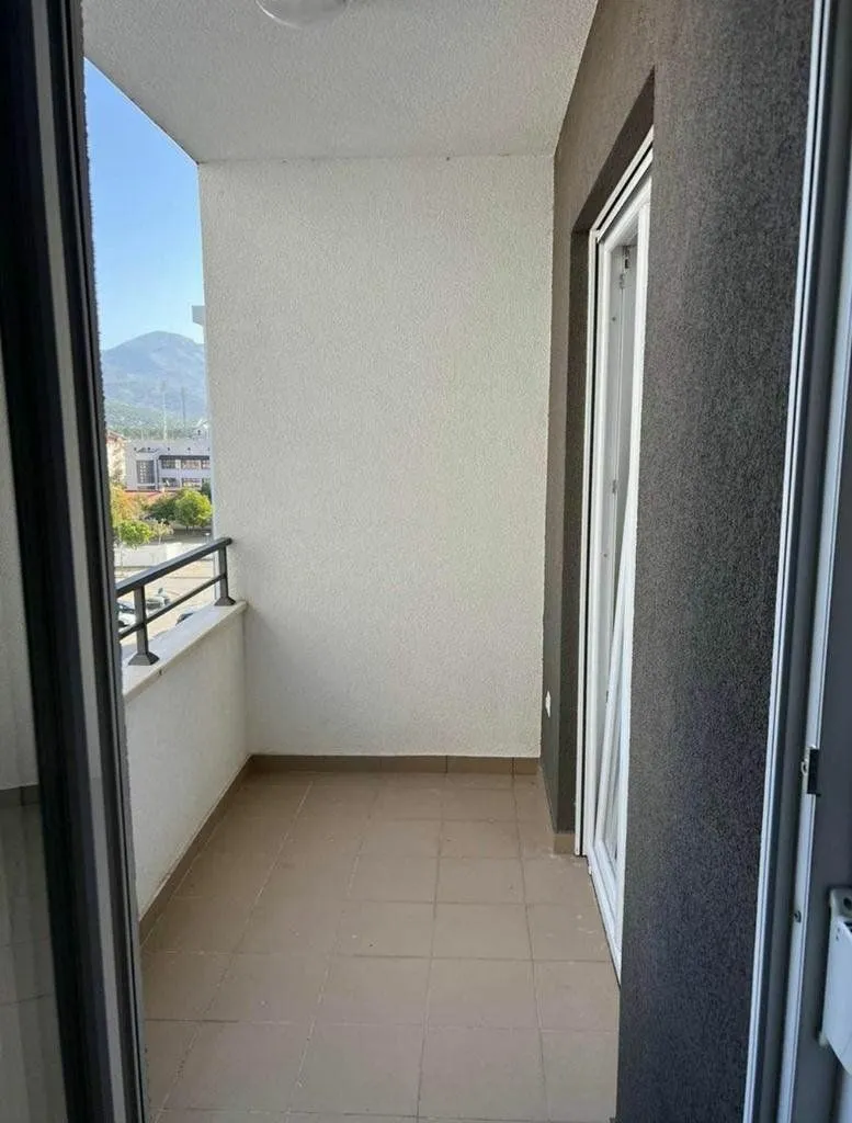 Rent, one bedroom apartment, 48m², Stari Aerodrom, Podgorica