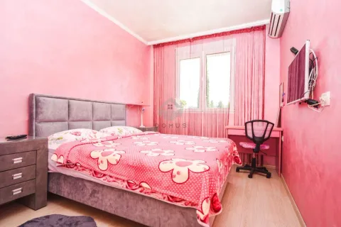 Rent, one bedroom apartment, 44m², Preko Morače, Podgorica - image 7