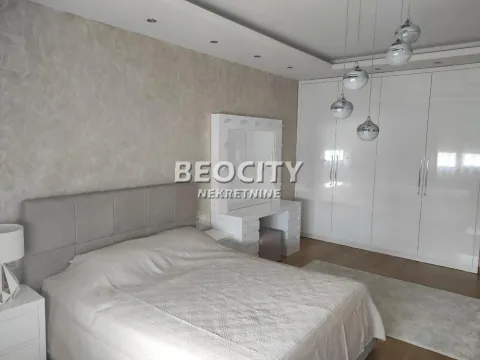 Izdavanje, četvorosoban stan, 180m², Kalenić Pijaca, Vračar Sve Podlokacije - image 6