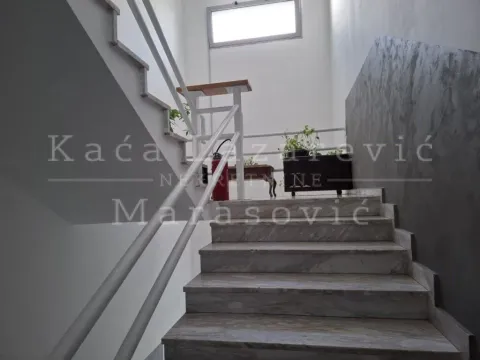 Prodaja, četvorosoban stan, 148m², Voždovac Sve Podlokacije, Beograd - image 17