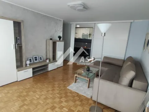 Rent, two bedroom apartment, 60m², Bulevar Oslobodjenja, Novi Sad Sve Podlokacije - image 3