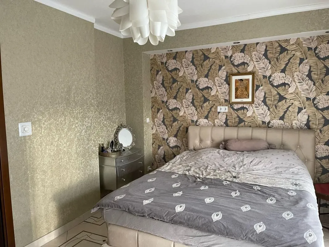 Sale, two bedroom apartment, 119m², Šušanj, Bar