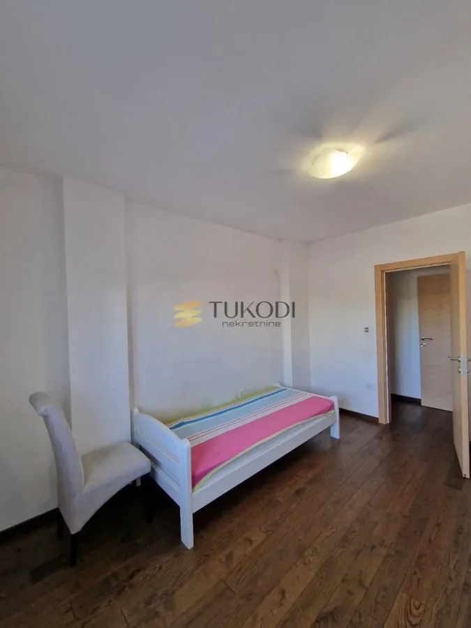 Prodaja, trosoban stan, 86m², Adamovićevo Naselje, Novi Sad Sve Podlokacije