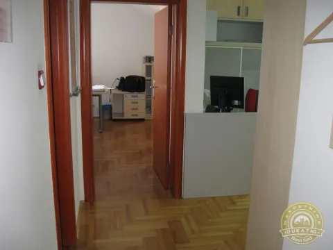 Rent, office space, 45m², Centar, Novi Sad - image 5