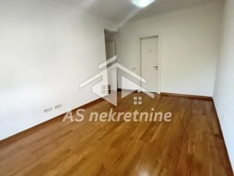 Izdavanje, četvorosoban stan, 155m², Senjak, Beograd - image 11