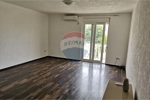 Rent, one bedroom apartment, 46m², Stari Aerodrom, Podgorica