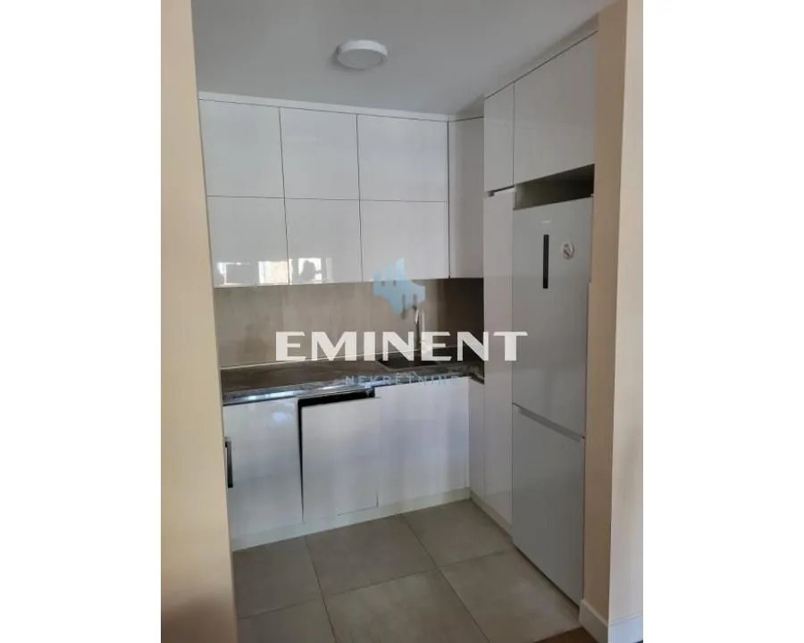 Izdavanje, dvosoban stan, 51m², Lekino Brdo, Voždovac Sve Podlokacije