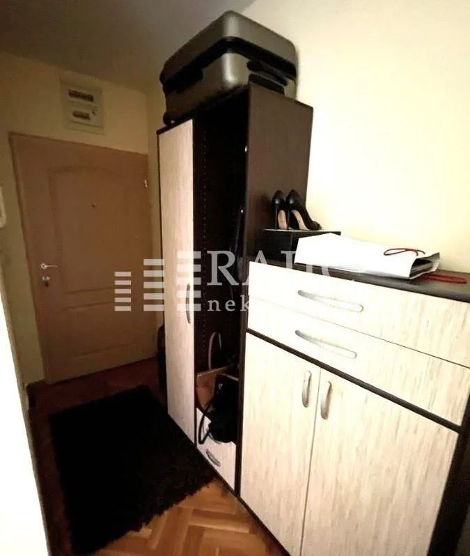 Rent, one bedroom apartment, 40m², Dušanovac, Voždovac Sve Podlokacije