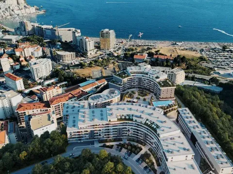 Prodaja, garsonjera, 44m², Bečići, Budva - image 2
