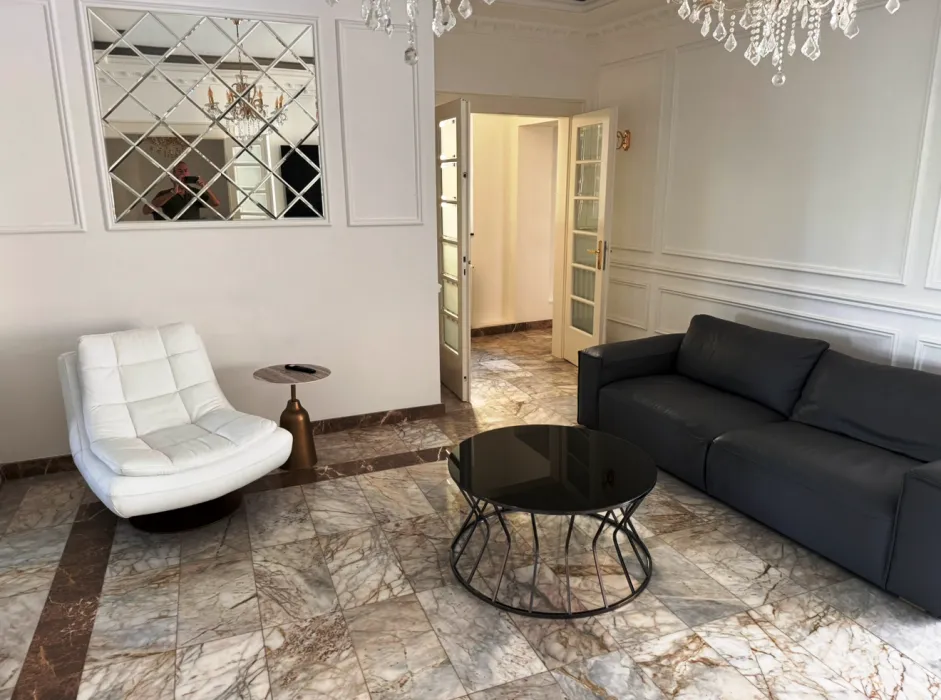Rent, office space, 180m², Savski Venac, Beograd