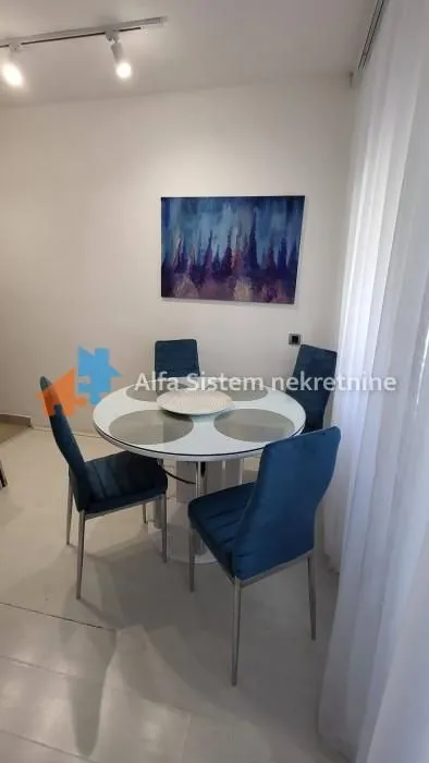 Rent, two bedroom apartment, 50m², Savski Venac, Beograd