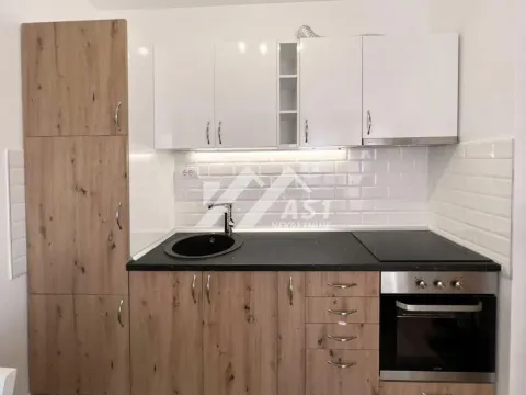 Izdavanje, dvosoban stan, 42m², Telep, Novi Sad Sve Podlokacije - image 4