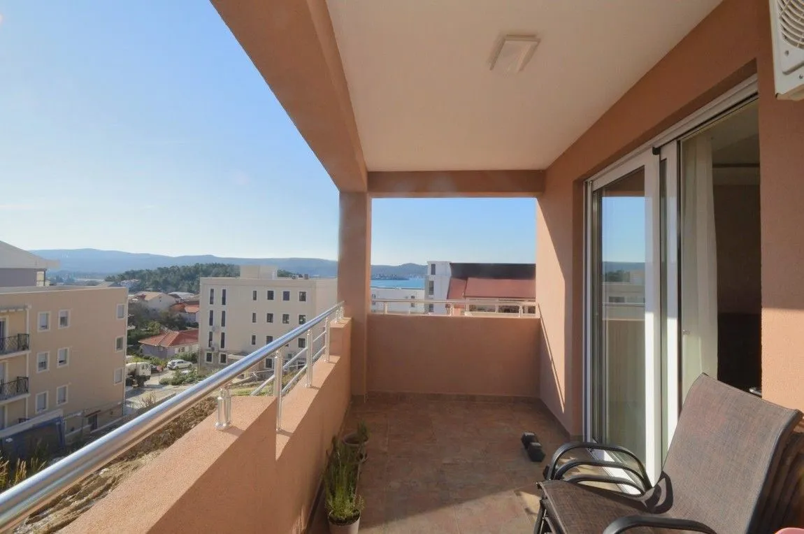 Prodaja, dvosoban stan, 84m², Kava, Tivat