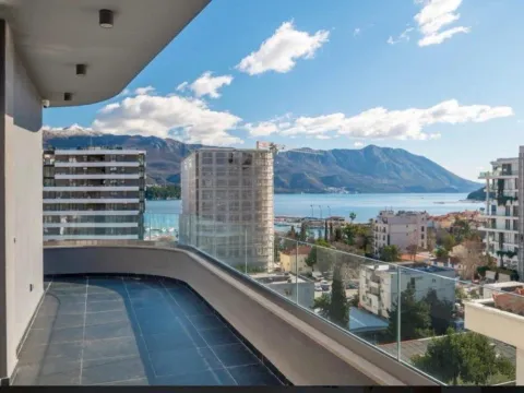 Sale, three bedroom apartment, 149m², Gospoština, Budva - image 12