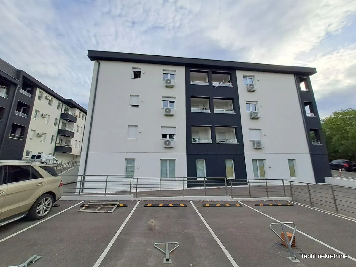 Rent, parking/garage, 400m², Cvetanova Ćuprija, Zvezdara Sve Podlokacije