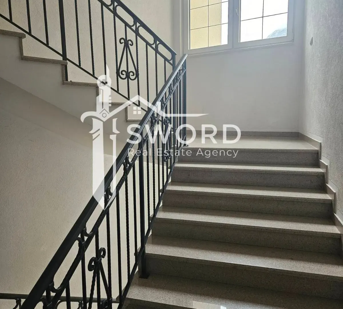 Sale, one bedroom apartment, 60m², Sutomore, Bar