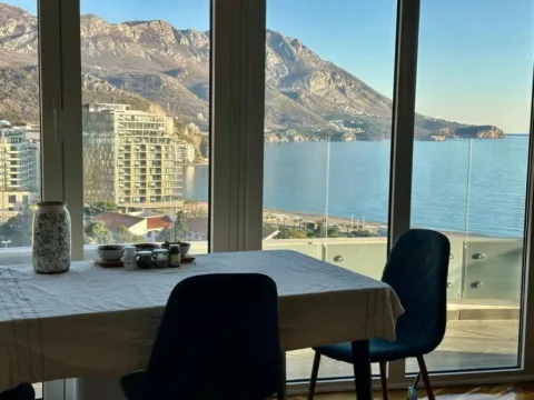 Sale, two bedroom apartment, 73m², Bečići, Budva