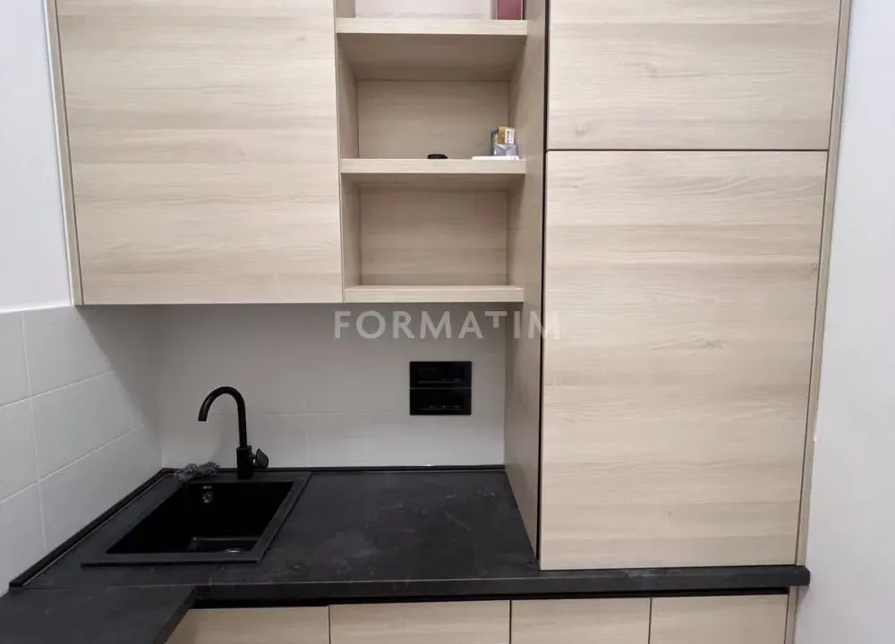 Izdavanje, stan, 22m², Stari Grad, Beograd